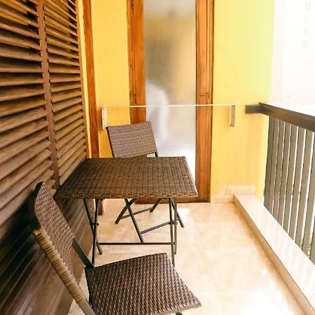 Copacabana Seaview Апартаменты *